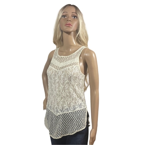 AMERICAN Eagle Outfitters Ivory Lace Sheer SleevlessTop - Picture 1 of 10